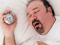Sindromul de apnee în somn: cauze, simptome şi tratament